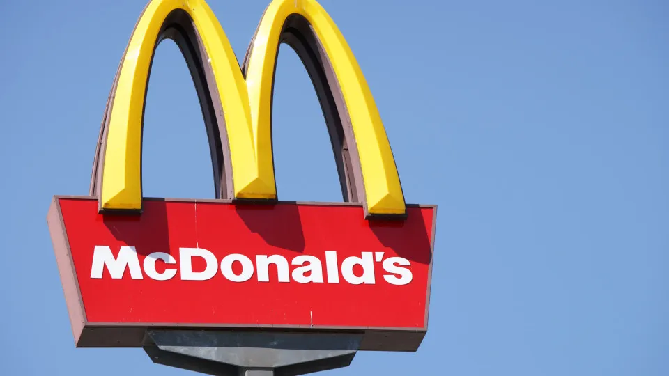 Lucro da McDonald's sobe 3% até setembro para 5.570 milhões