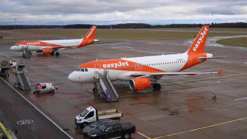 Lucro da easyjet sobe 9,3% para 563 milhões até setembro