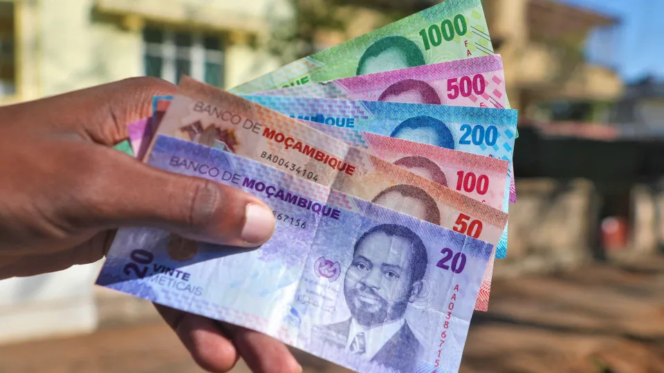 Moçambique. Receitas com impostos recuam 1% em 9 meses para