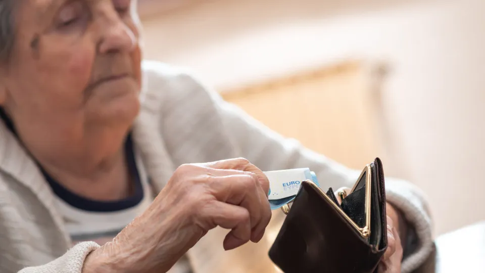 OCDE: Portugal será 8.º país com idade da reforma mais alta