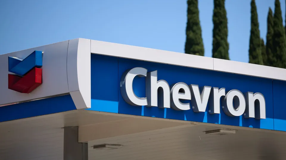 Petrolífera Chevron entra na exploração de petróleo na