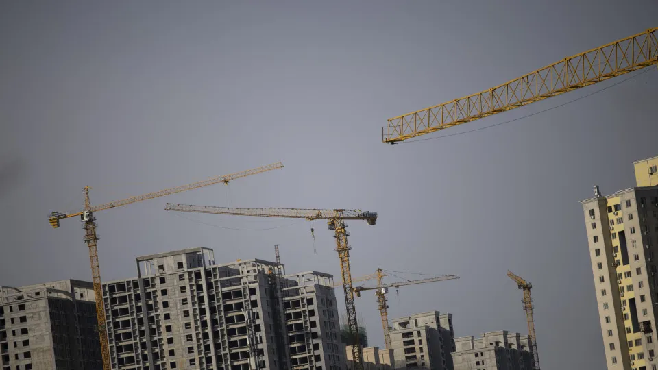 Preços das casas novas caem na China pelo 29.º mês
