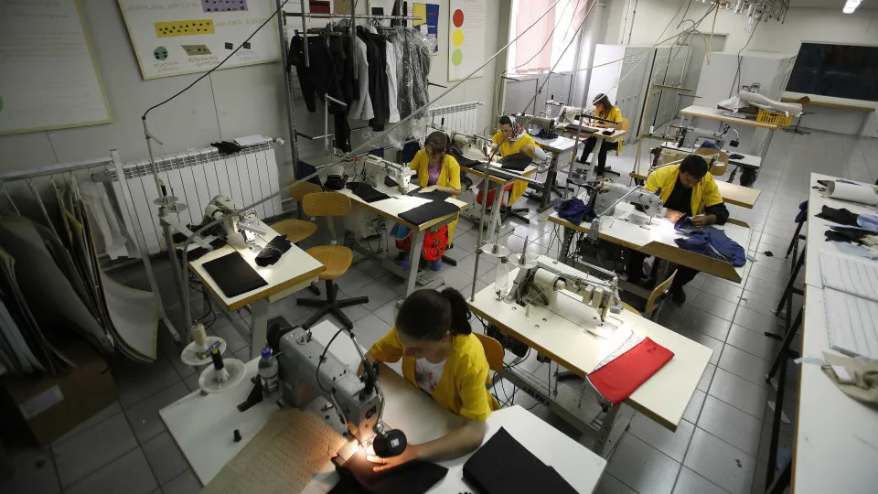 Produção industrial sobe 1,2% em setembro na zona euro e UE