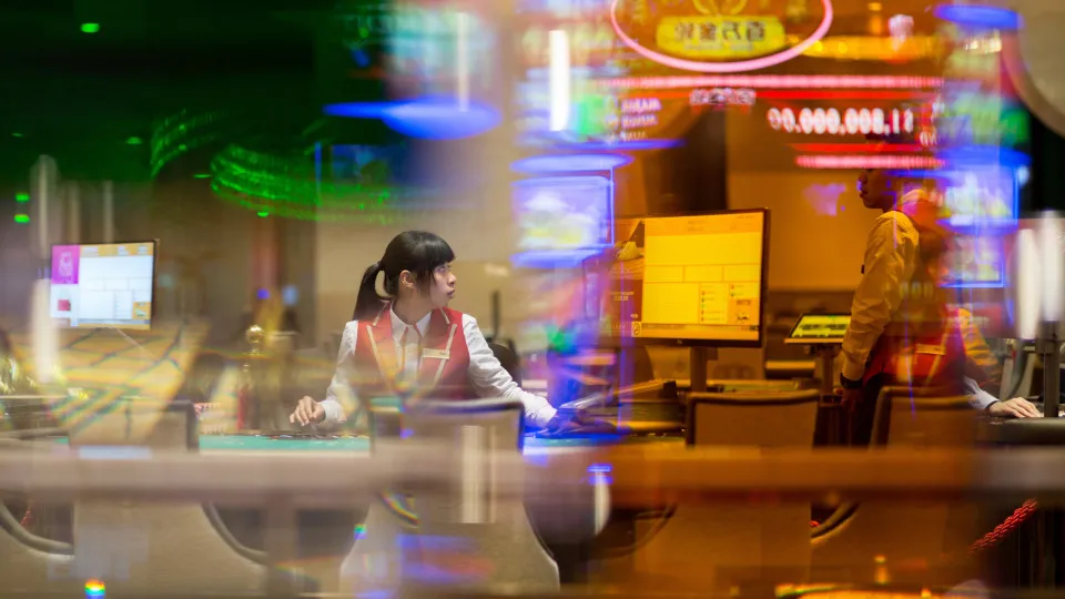 Receitas dos casinos de Macau atingem máximo de seis anos em
