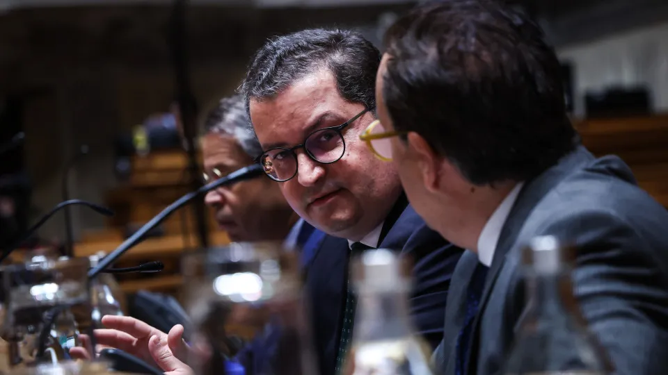 Redução do IRS será de 500 milhões em cada ano de 2027 a