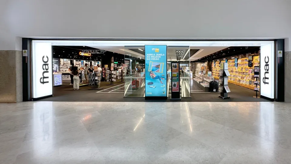 "Simular descontos"? FNAC acusada de "inflacionar preços" na