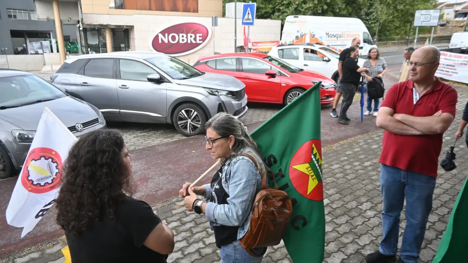 Trabalhadores da Nobre iniciam na sexta-feira a 24.ª greve