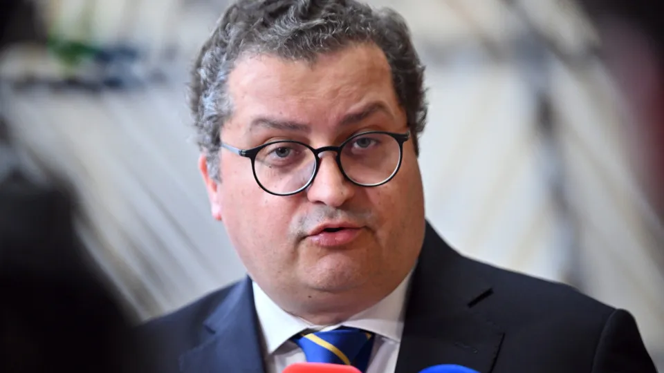 Ucrânia: Portugal apoia "genericamente" empréstimo com