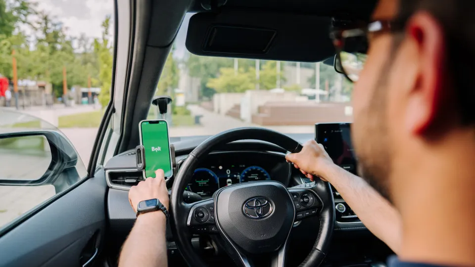 Vai doar sangue? Bolt oferece descontos nas deslocações em