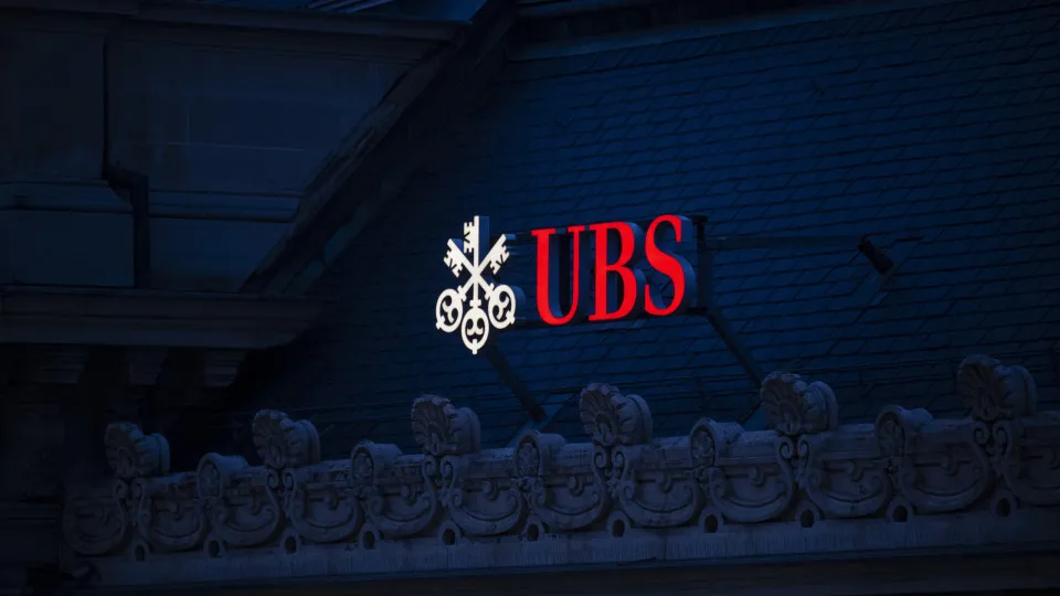 Ações do banco suiço UBS ultrapassaram brevemente barreira