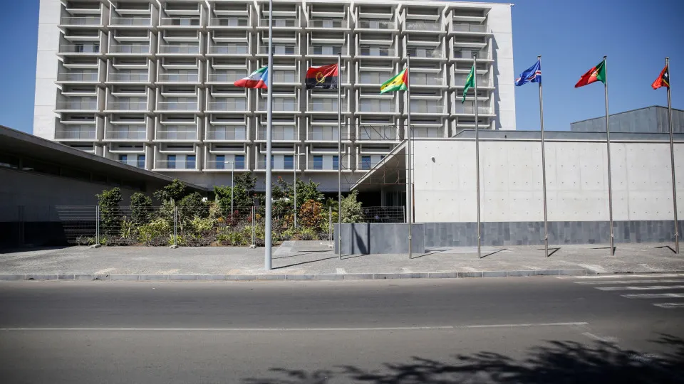 Banco de Cabo-Verde diz que setor financeiro regista menos