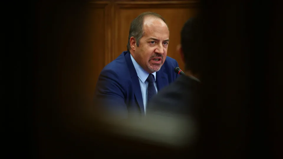 "Era só o que faltava" mudança de governador interferir nas