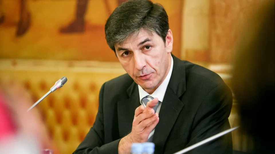Incerteza face ao PRR é uma "chamada à responsabilidade",