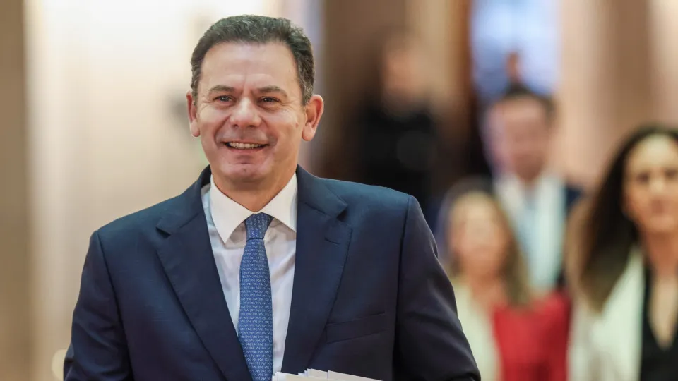 Montenegro reitera que meta dos 1.600€ para salário mínimo é