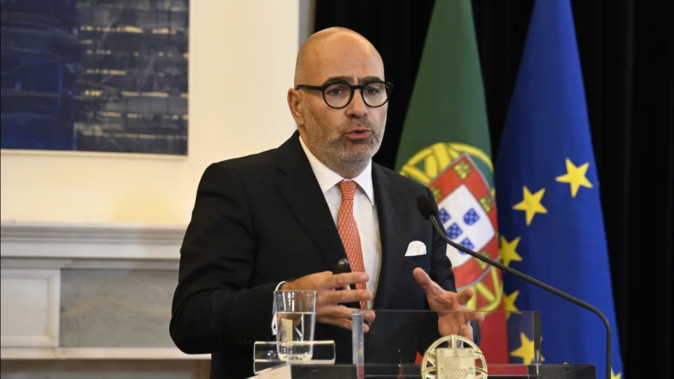 Mudar TGV em Gaia? Só se "demonstrar vantagens para o
