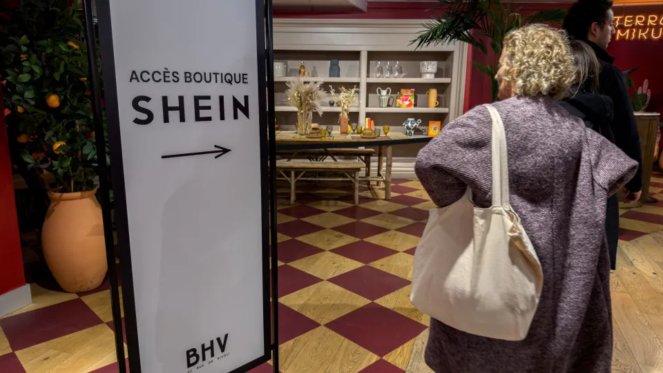 Plataforma Shein escapa a suspensão em França e reabrirá