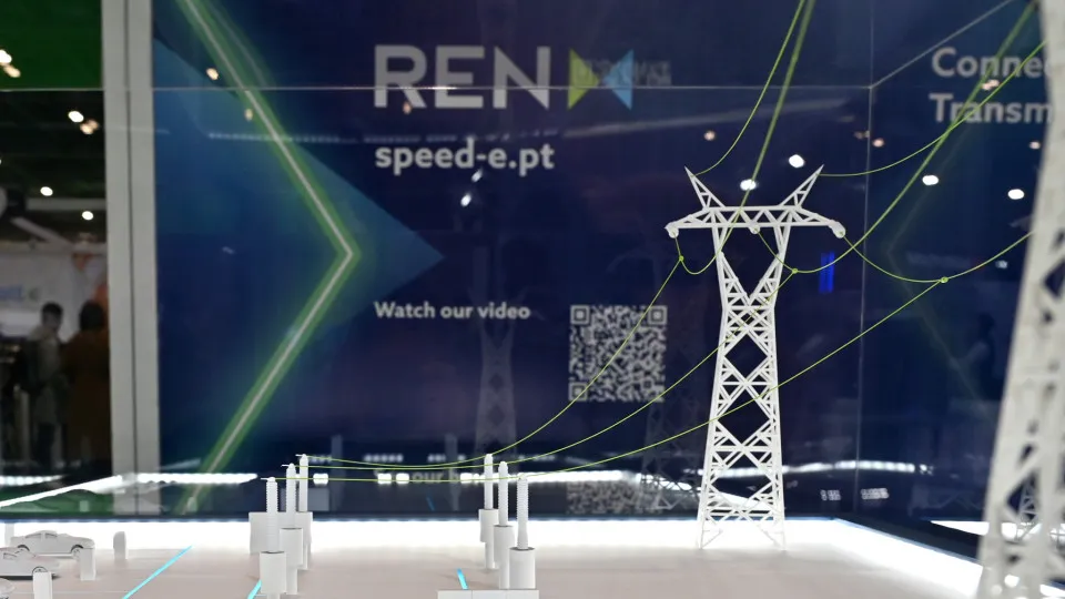 REN acorda com sindicatos serviços mínimos equiparados aos