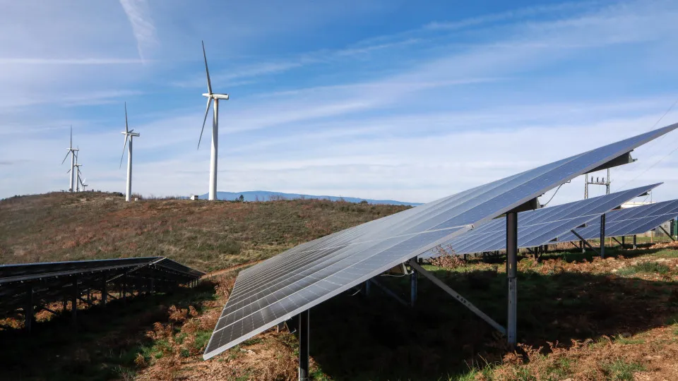 Renováveis asseguram mais de 74% da eletricidade produzida