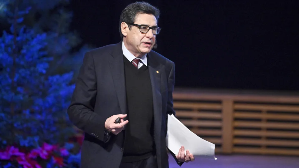 "Sem crescimento económico inclusivo, chegam os populismos"