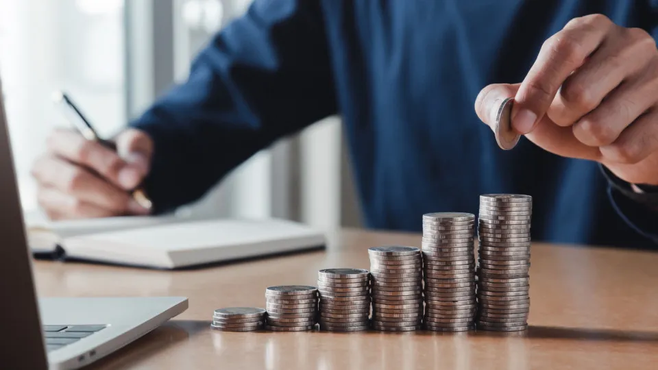 Sete em cada 10 jovens não são financeiramente autónomos