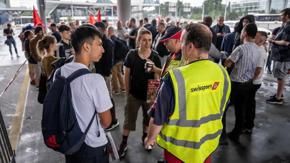 Swissport vence concurso para privatização parcial da CV