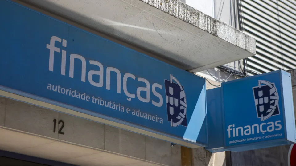 Trabalhadores do fisco reúnem no dia 12 e Finanças poderão