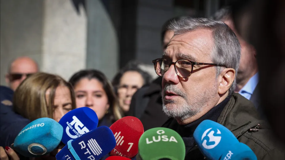UGT "muito longe" de acordo com Governo, que "tomou lado dos