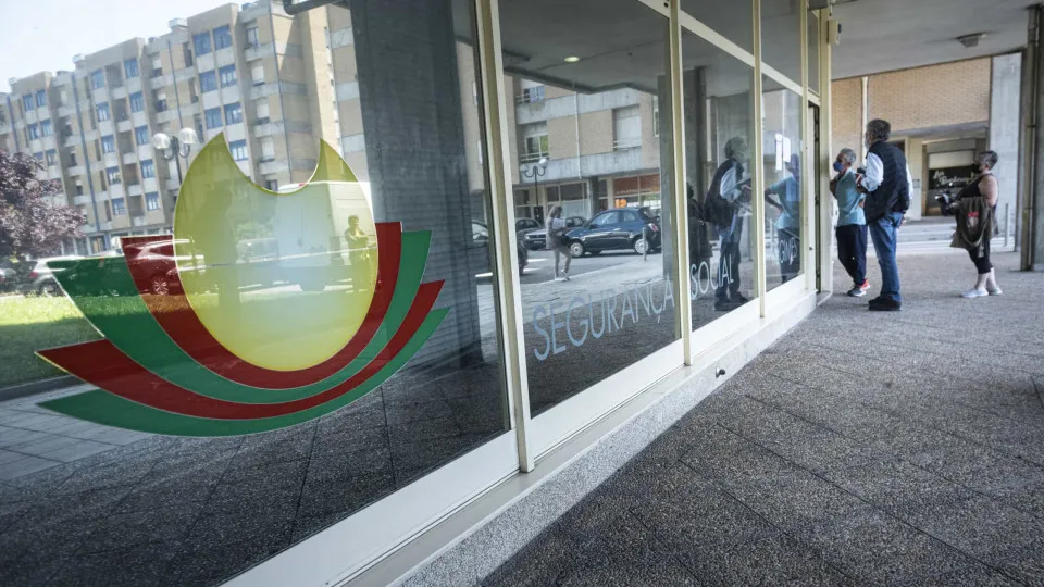 Acesso ao subsídio de mobilidade só sem dívidas ao Fisco e