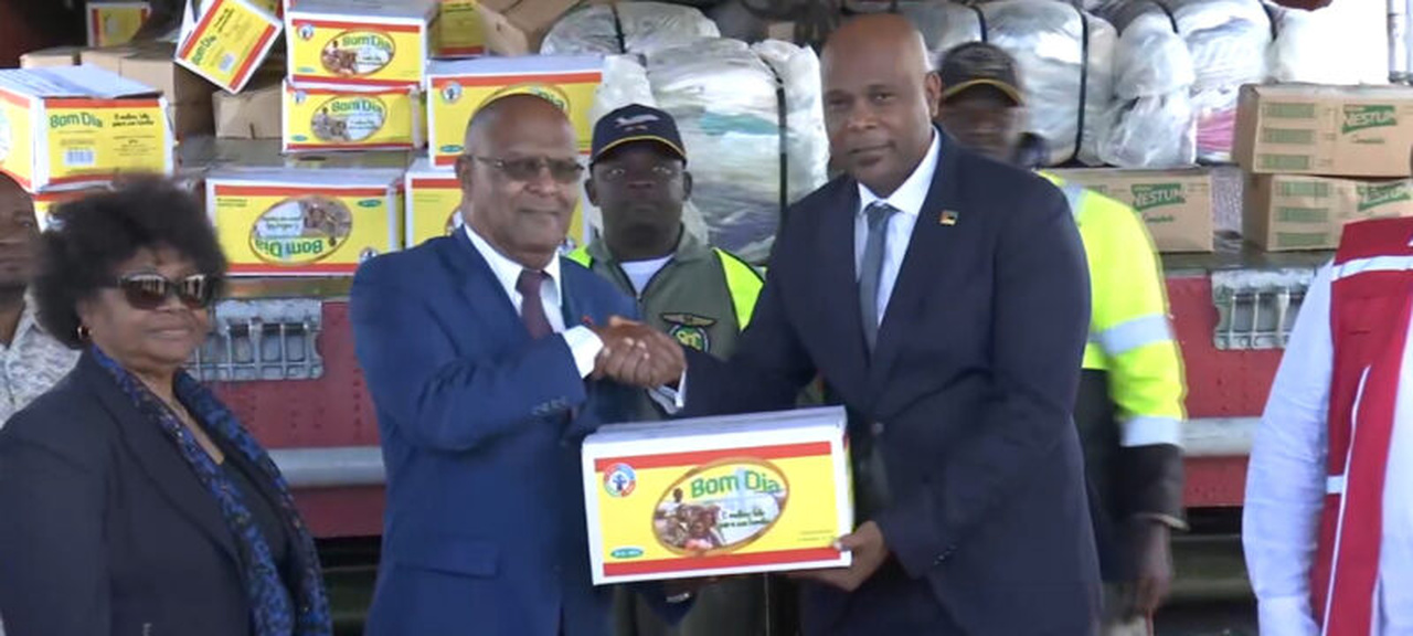 Angola Envia Segunda Aeronave Com Ajuda Humanitária Para
