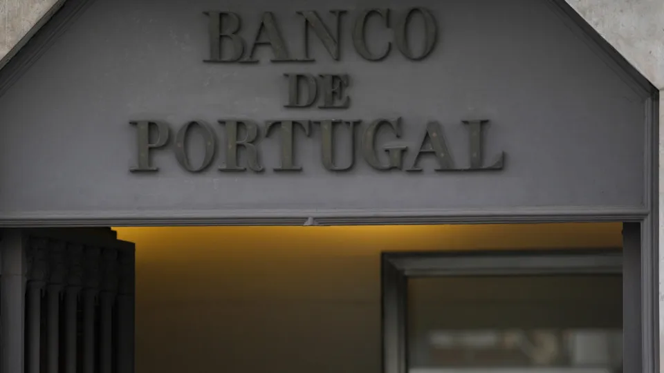 BdP alerta para entidades sem habilitação para conceder