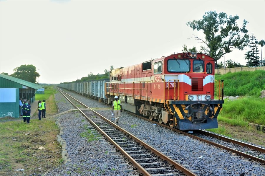Comboios retomam segunda-feira na Linha de Ressano Garcia e