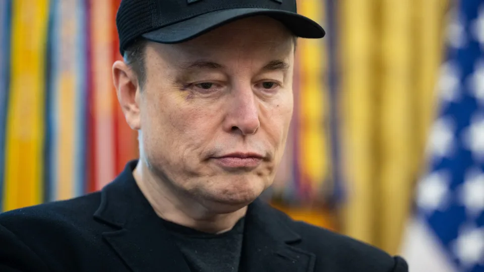 Comprar Ryanair? CEO provoca Musk: Não pode, mas seria