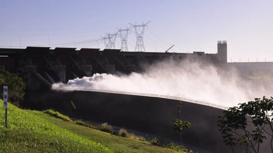 Hidroelétrica gerou em 2025 energia para abastecer o mundo