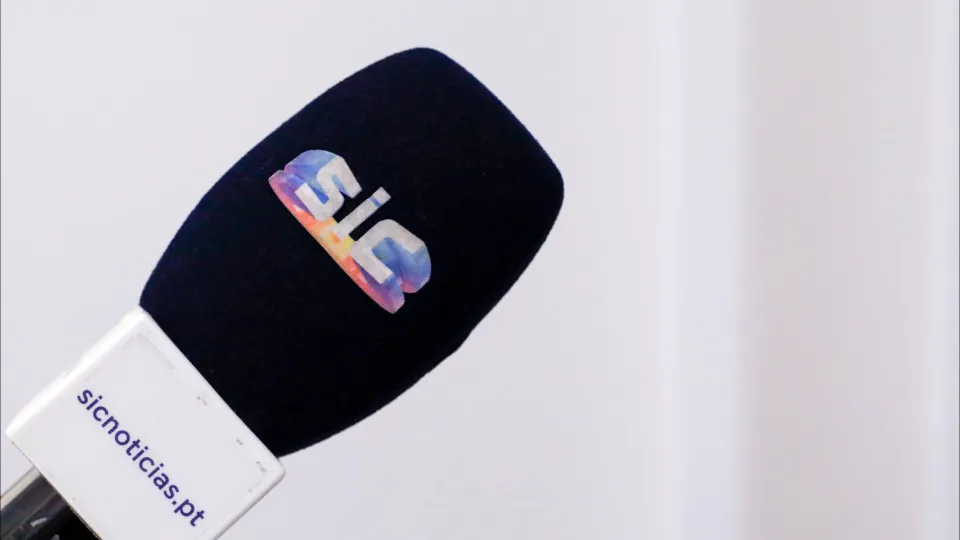 SIC afirma que soube da não renovação com Polígrafo pouco
