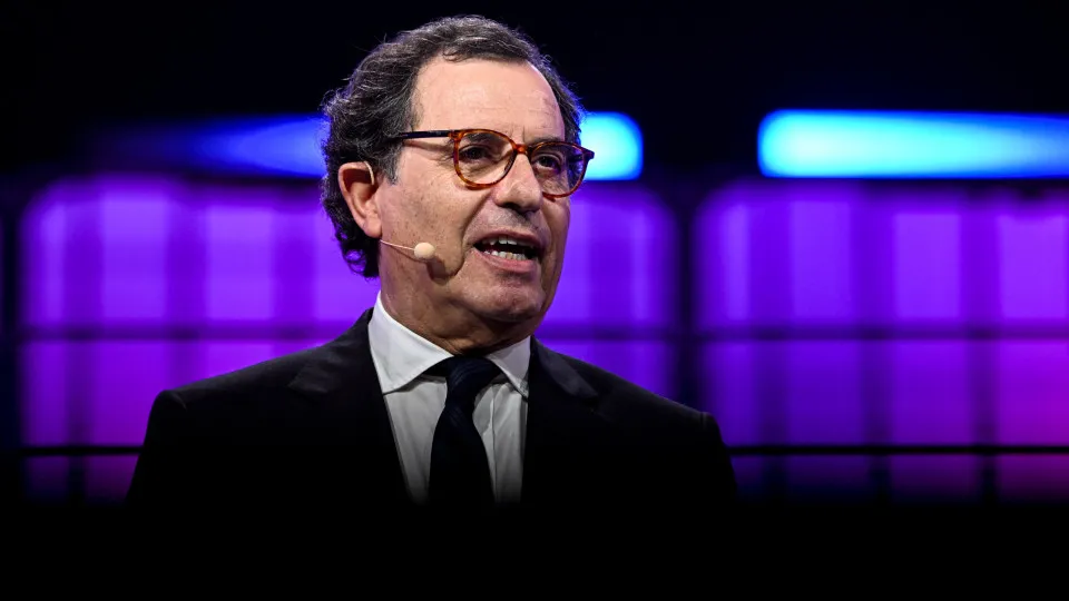 "Situação muitíssimo grave". Castro Almeida fala em