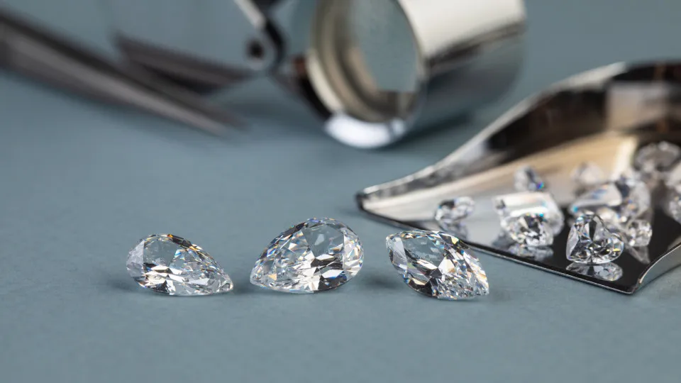 Venda de diamantes? Angola arrecadou 1,5 mil milhões em 2025