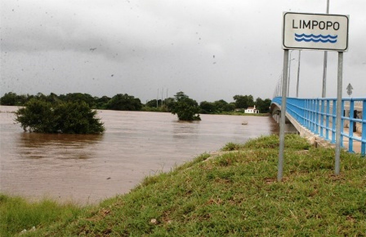 Autoridade Marítima Interdita Navegação no Rio Limpopo
