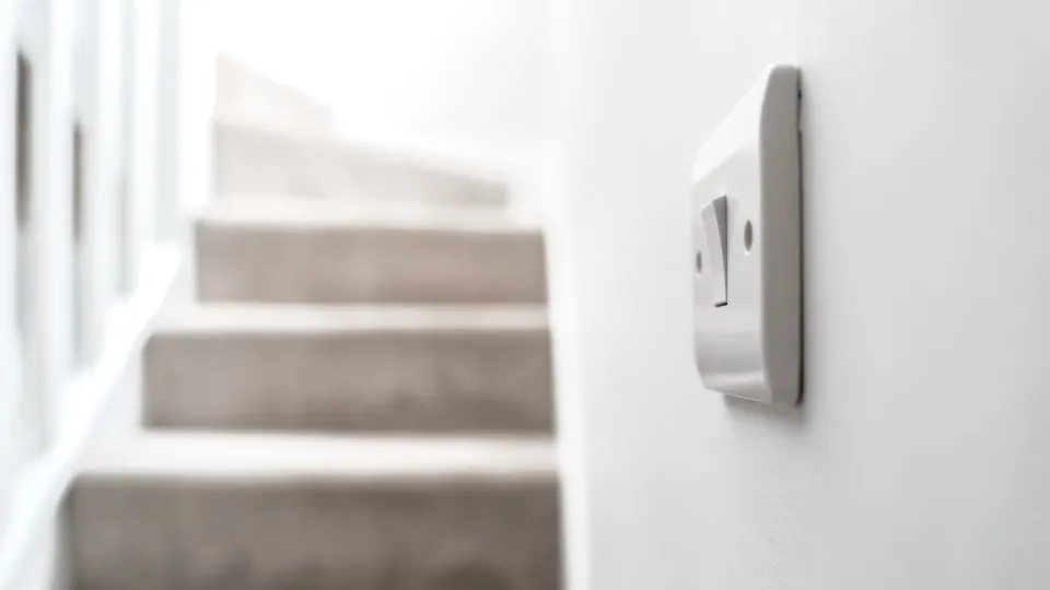 Cerca de 167 mil clientes sem energia, quase 50 mil no