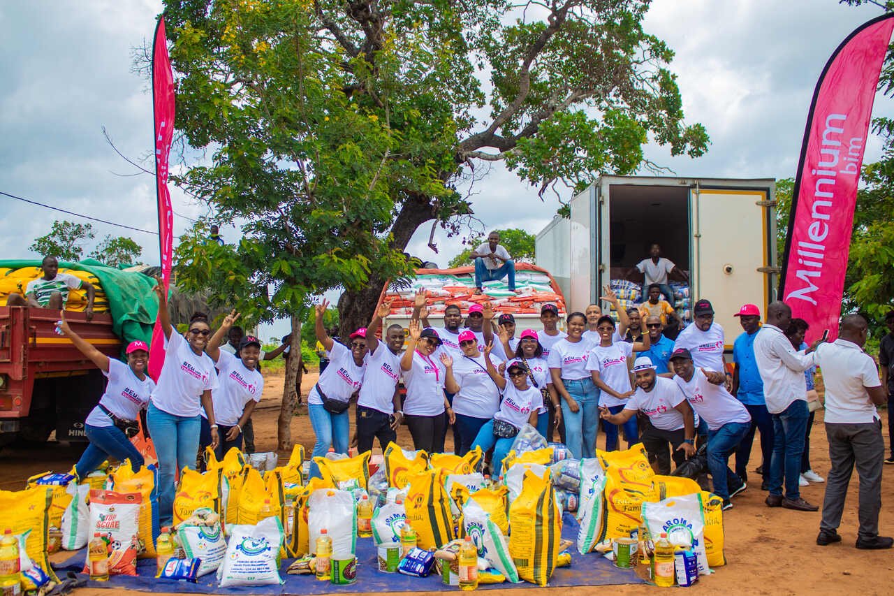 Colaboradores do Millenium bim Unem-se Para Apoiar Vítimas