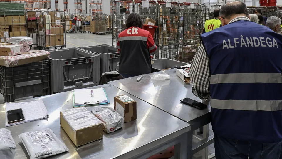 Faz compras online? Acaba isenção em encomendas até 150€ (e