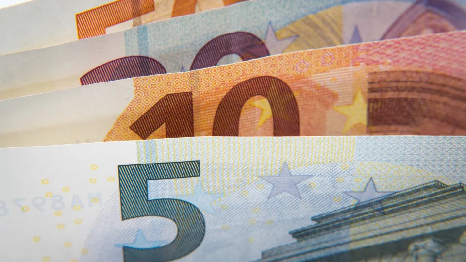 Governo quer prazos de pagamento "mais curtos" no Estado