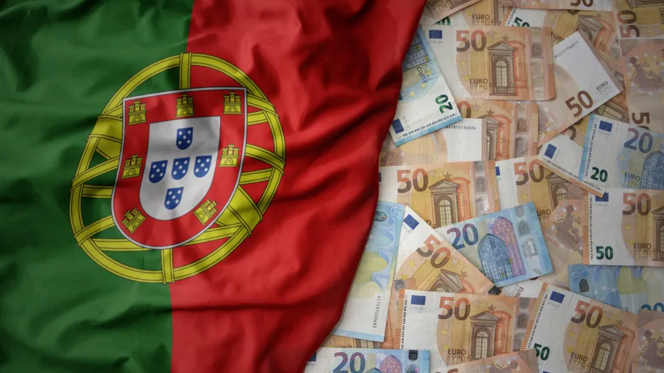 Governo quer uma "comunidade económica dos portugueses"