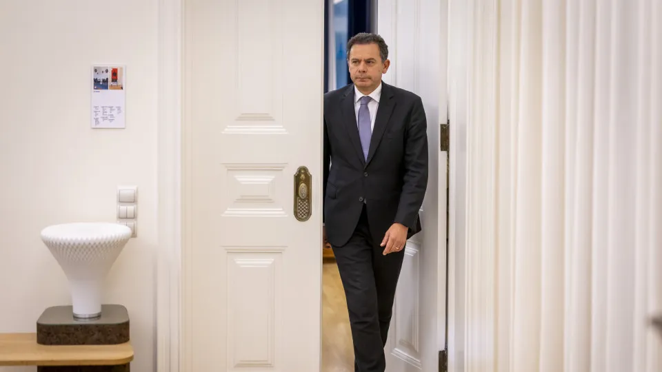 Governo vai alargar alguns apoios por tempestades a todo o