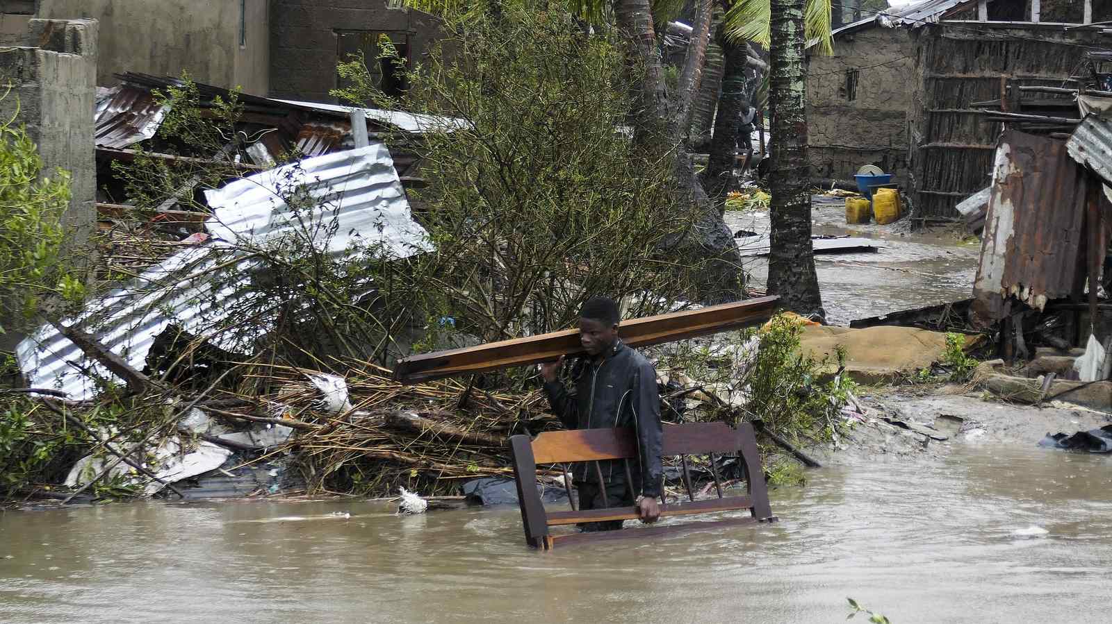 INAM Emite Alerta Vermelho Face à Ocorrência do Ciclone