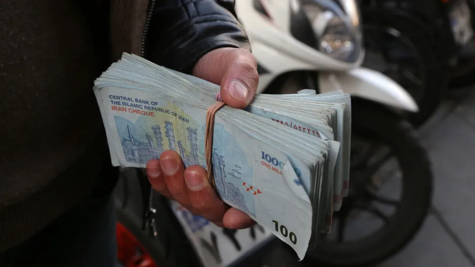 Irão, a superpotência que sobrevive à inflação disparada por