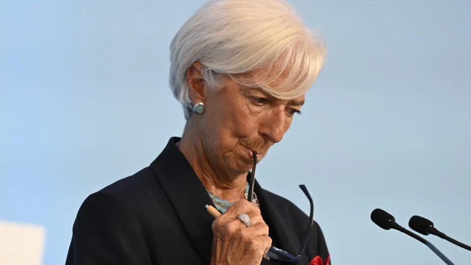 Lagarde diz que Europa ainda está a tempo de beneficiar da