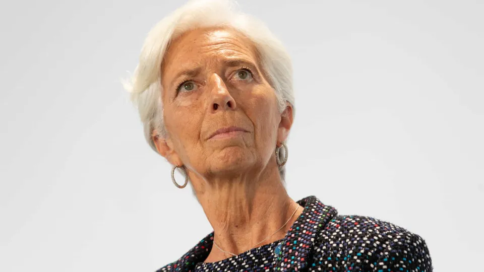 Lagarde sublinha nos EUA importância da independência dos