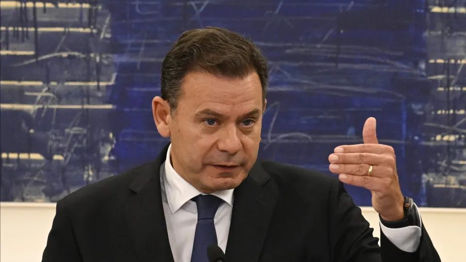 Luís Montenegro anuncia medidas do PTRR. "Não é programa