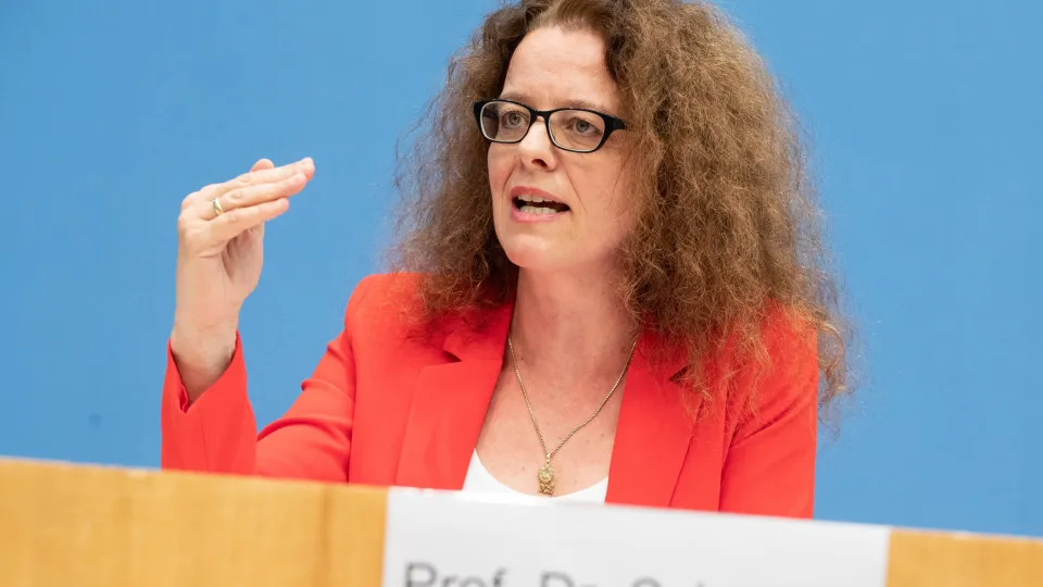 Membro do BCE defende "estrutura corporativa europeia