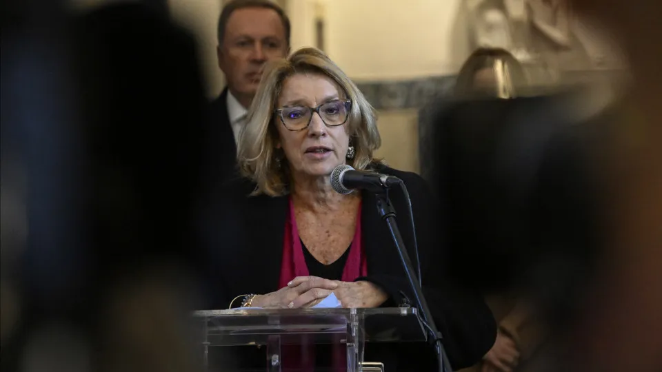 Ministra convoca UGT e confederações patronais para reunião